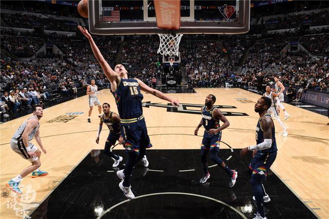 风云突变成都蓉城冲刺阶段手感冰凉德甲转会期走向成谜，关键时刻华盛顿奇才更衣室发声瞬间刷屏的简单介绍